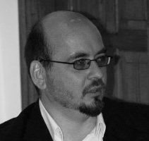 Paradicsommadár – Villáminterjú Urbán Péterrel